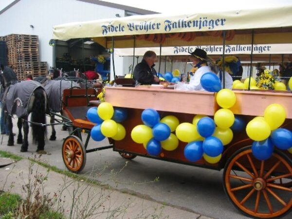 Helau! Neuer Sawa-Festwagen beim Umzug 2007 (Brühl)