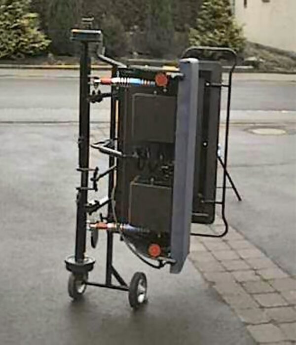 So passt der Softrunner in einen normalen Pferdeanhänger mit einem Pferd